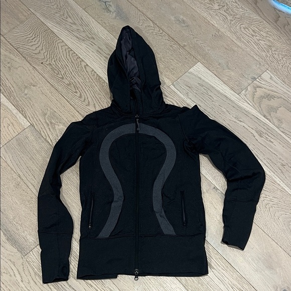 lululemon athletica Jackets & Blazers - Lululemon basically vintage Women's Black and Gray Hooded Jacket